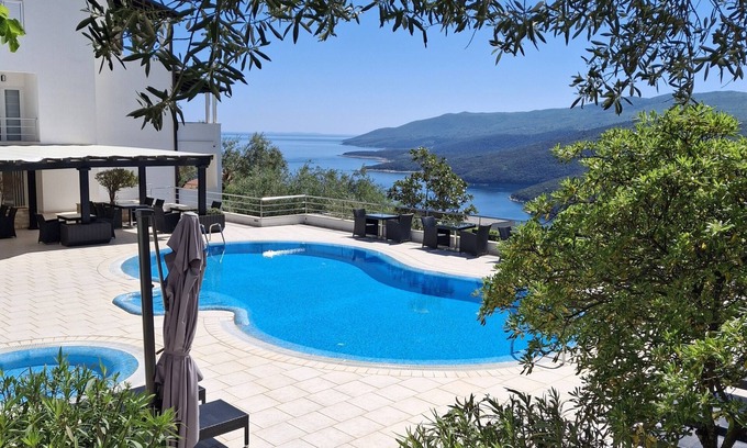 Rabac Hotel | Hotel Villa Annette