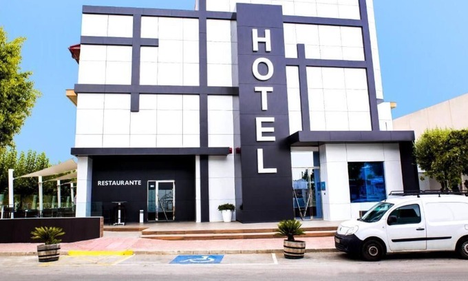 Ceuti Hotel | Hotel Villa Ceuti