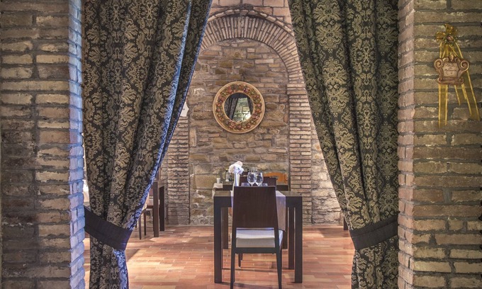 Monteluiano Hotel | Hotel Villa Montegranelli