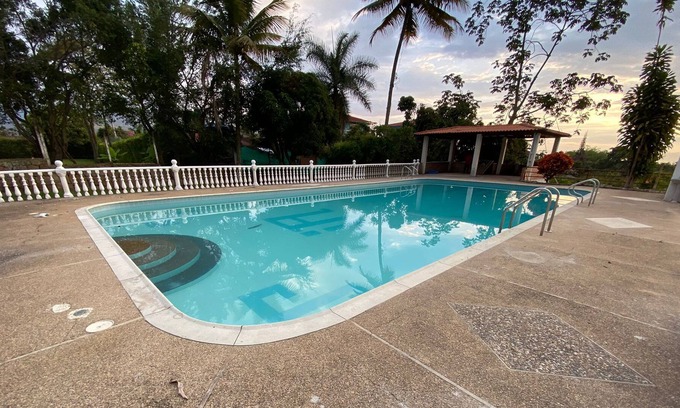 Chinauta Hotel | HOTEL VILLA NOEL