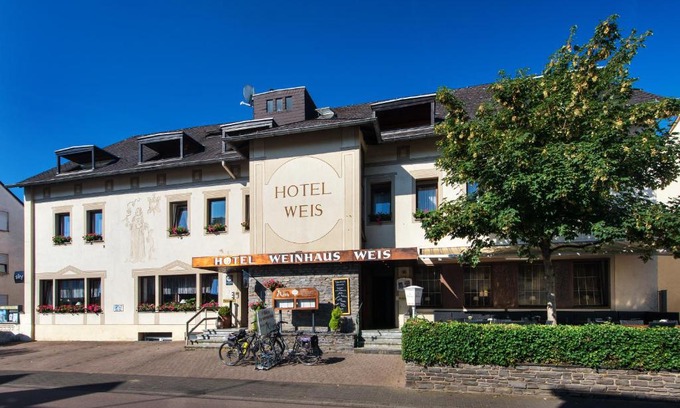 Leiwen Hotel | Hotel Weinhaus Weis