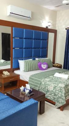 Karachi House | Hotel White Palace Clifton