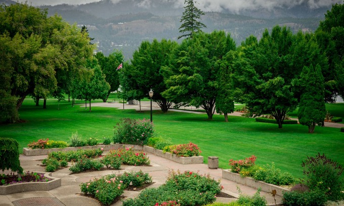 Kelowna Central Business District Hotel | Hotel Zed Kelowna