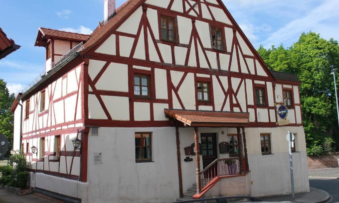 Mogeldorf Hotel | Hotel Zur Friedenslinde