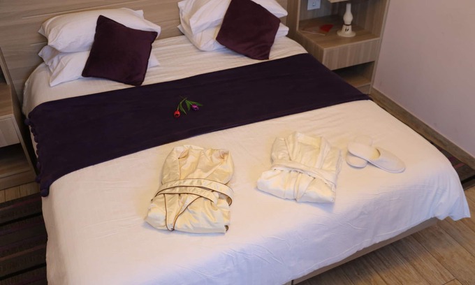 Jounieh Apartment | HOtello Guest Suites