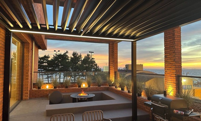 Kunip Hotel | Hound Hotel Daecheon