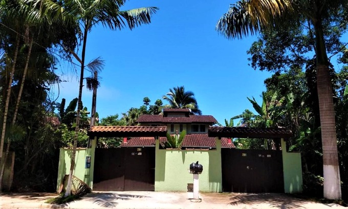 Caraguatatuba House | House 6Q - 2 Pools - Next Beach-Cond. closed- Litoral Norte SP