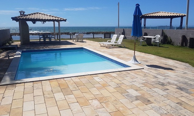 Ipojuca House | House by the sea. 7 rooms with air-conditioning. Pool. Barbecue grill. Wi-fi.