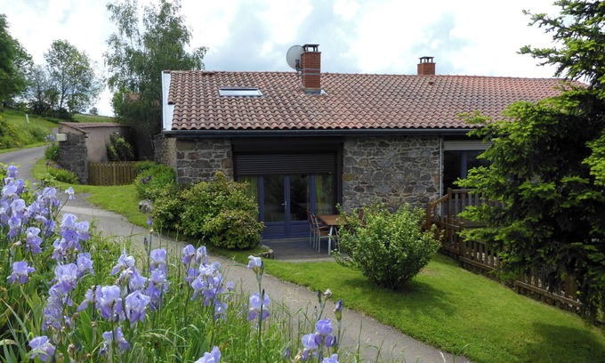 Chirassimont Cottage | House, Chirassimont