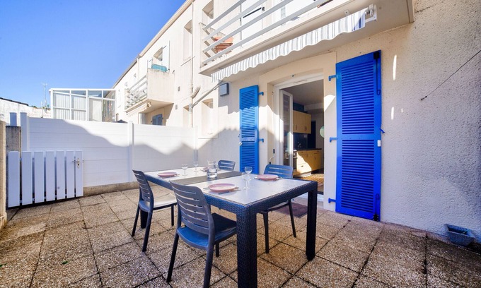 Jard-sur-Mer House | House for 4 in Jard-Sur-Mer