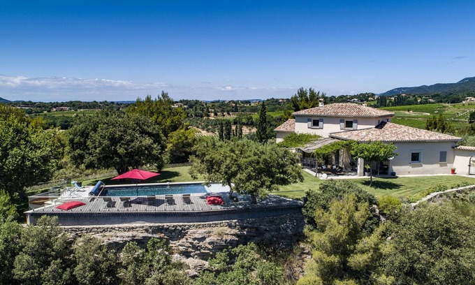 Merindol-les-Oliviers House | House in Provence with swimming pool, exceptional 360 ° view