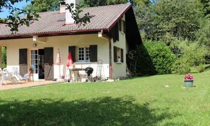 Pugny-Chatenod House | HOUSE IN PEACE WITH LAKE VIEW