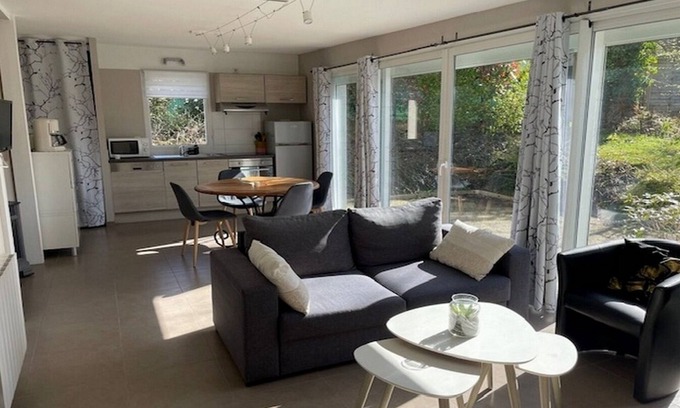 Le Tronchet Cottage | House in the gulf of Saint-Malo, close to tourist sites