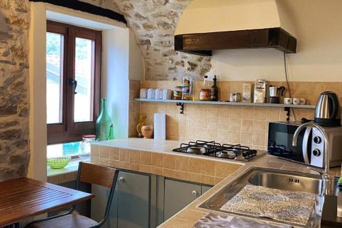 Apricale Apartment | House in the rock