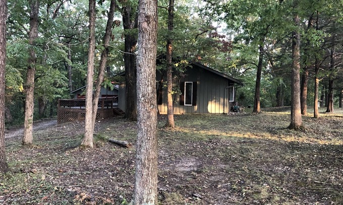 Cassville House | House in the Trees