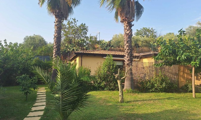 San Michele di Ganzaria House | House in the green Sicilian countryside between Caltagirone and Piazza Armerina