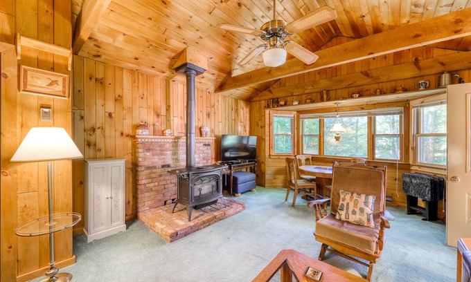 Brant Lake House | House near the lake - full kitchen, washer/dryer, quiet location