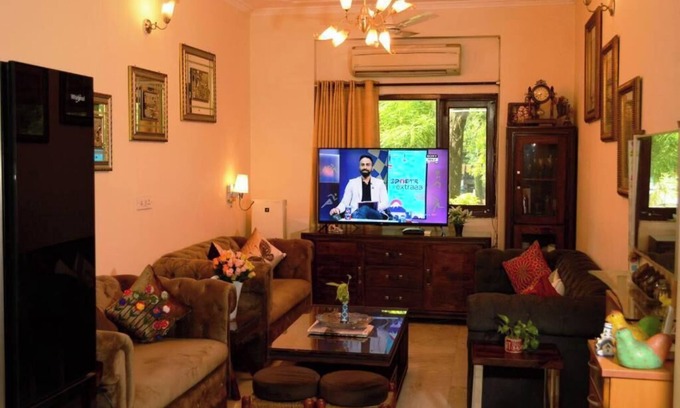 Noida Apartment | House of Comfort Noida 1 bedroom unit 6