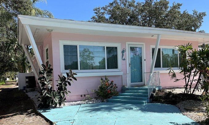 Gulfport House | House of Sirenity: Mid Century Beach Bungalow in Artsy Gulfport!