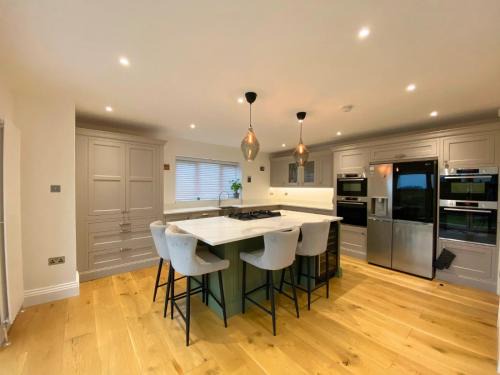 Chapeltown House | House - Sleeps 9 & Private Garden