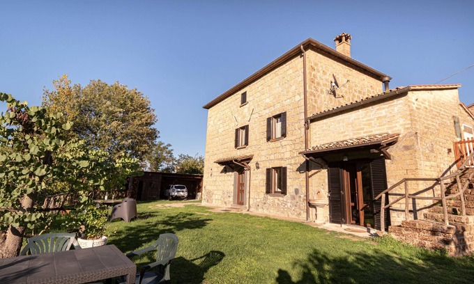 Orvieto House | House surrounded by greenery between Civita di Bagnoregio, Orvieto and Bolsena