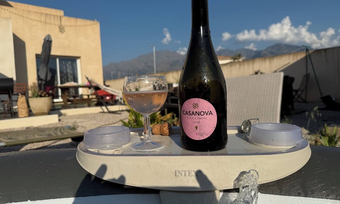 Calvi Bed & Breakfast | House, three unpretentious fields with garden, parking