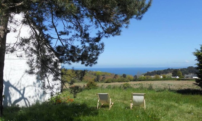 Guimaec House | House/Villa - GUIMAECHouse with garden