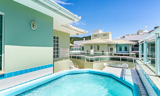 Governador Celso Ramos House | House well furnished, everything new, pool, barbecue.