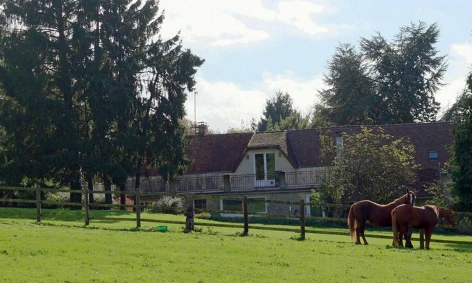 Radon Cottage | House with balcony, pets allowed, near Alençon