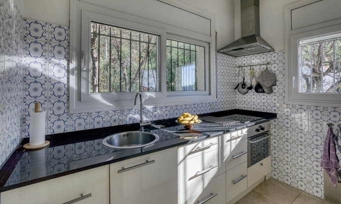 El Mas Fumats Villa | House with Beautiful View, Pool, Terrace & Garden