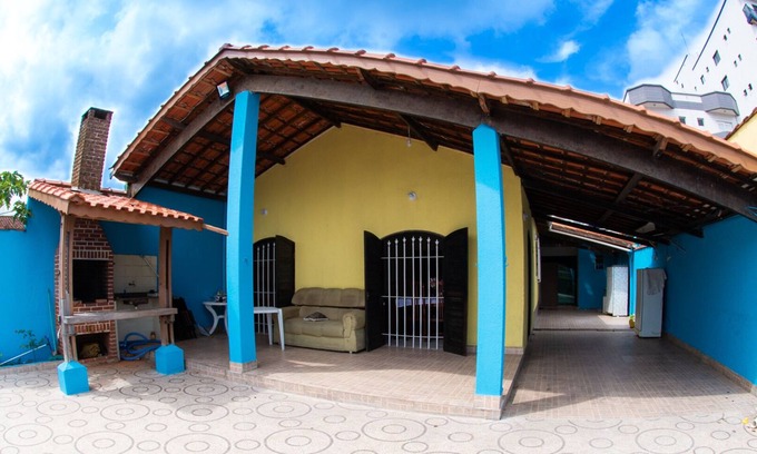 Balneario Santa Eugenia House | House with pool 50 meters from the beach