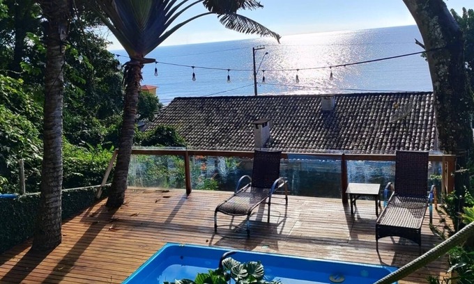 Itajuba House | House with pool facing the sea