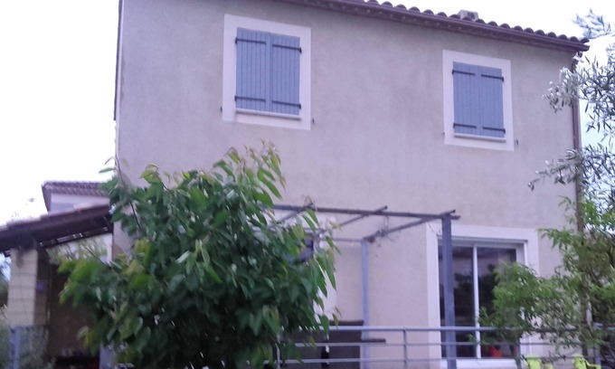 Roquemaure House | House with swimming pool