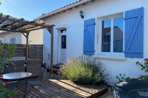 La Tranche-sur-Mer House | House With TerraceParking 300m From The Beach
