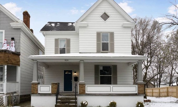 West Columbus House | Housepitality - The Mint Julep House