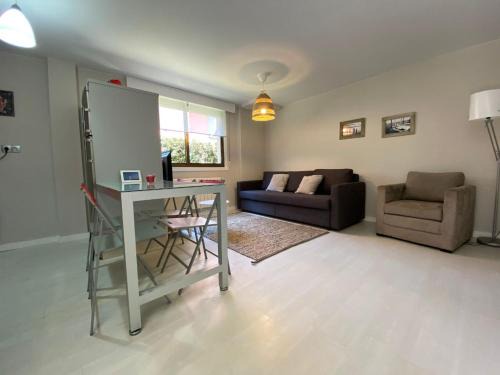 Mino Apartment | Housingcoruña Apartamento Playa Miño 02