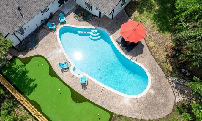 Spring Branch West Other | Houston Haven 5BR– Farmhouse Getaway w/Pool & Golf - City Center Memorial