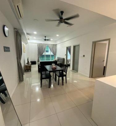 Kampung Sembulan Baru House | HS Homestay Sutera Avenue and Gleneagles KK