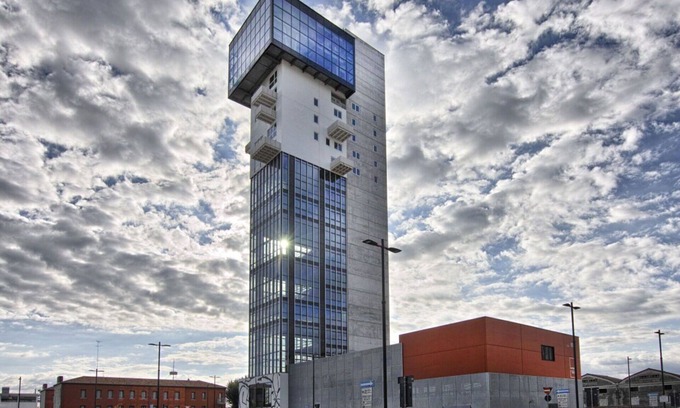 Mestre Apartment | Htm Tower - 1403 Executive Terrazza by Halldis