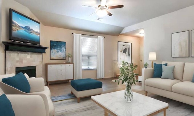 Wheatland House | Hudson Central Haven w/King Beds