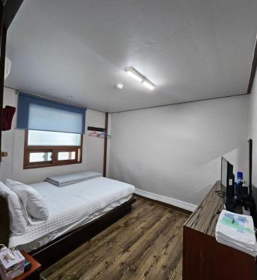 Suyeong-Gu Hotel | Hue Stay