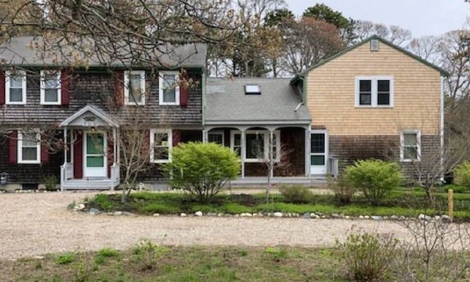 Eastham House | Huge Renovated Cape House with room for the Whole Family!