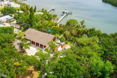 Riverview House | Huge Waterfront Mini-Resort with Gym, Dock and Pool