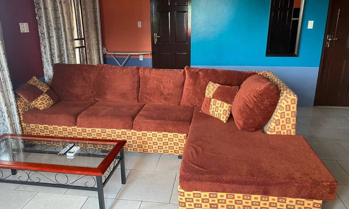 Kwatta House | Huis Shristi