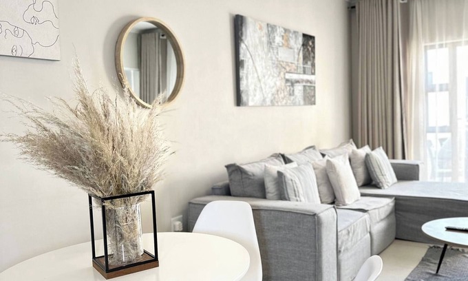 Greater Johannesburg Metropolitan Area Apartment | Humble Abode - 93 On New - Midrand