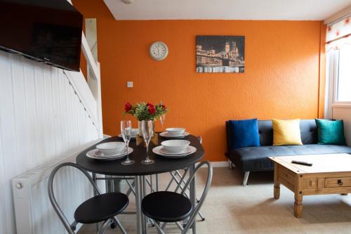 Cheadle House | Hurley House