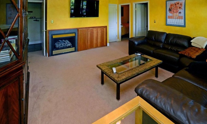 Maynardville House | Hurricane Hideaway