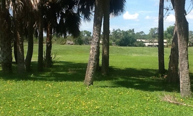 Lochmoor Waterway Estates House | Hurricane Victim special offer Pool Home nNestled on the Golf Course