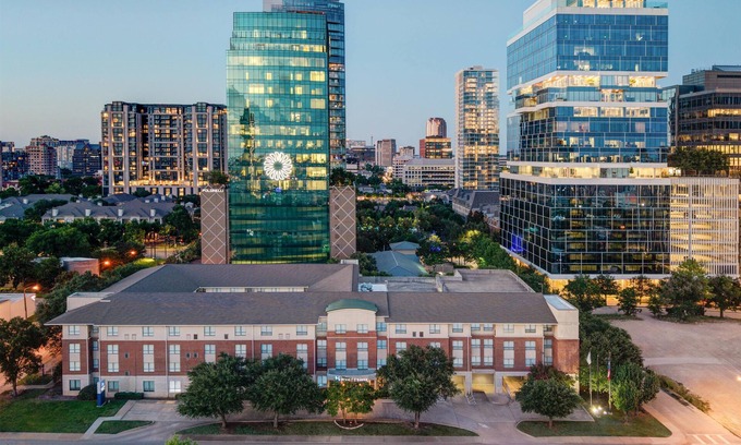 Uptown Hotel | HYATT house Dallas/Uptown