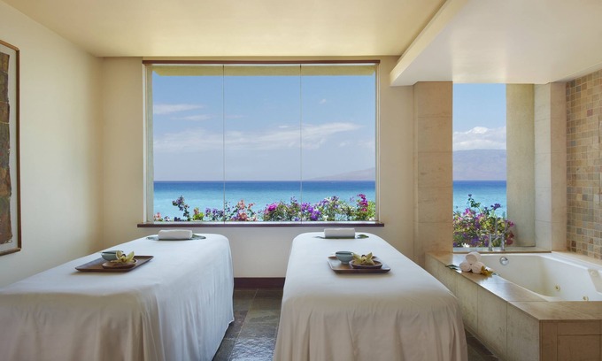 Kaanapali Resort | Hyatt Regency Maui Resort & Spa